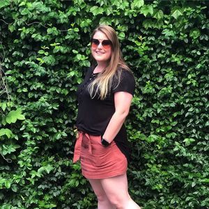 Meet your Posher, Lia